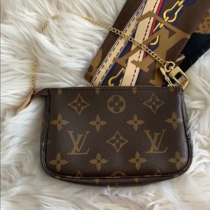 Louis Vuitton mini